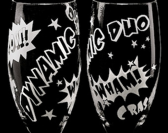 2 Comic Book Wedding Champagne Flutes Personalized Toasting Glasses Gift for Couple