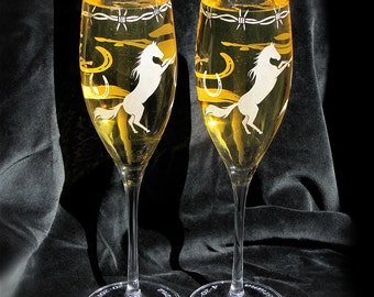 2 Country Western Champagne Flutes, Horse Themed Personalized Toasting Glasses for Engagement Party Present