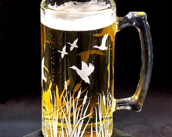 Groomsmen Beer Mug, Etched Glass, Flying Duck Migration, Present for Man