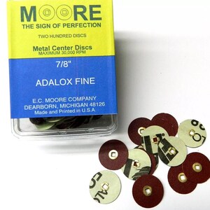 E C Moore Adalox Sanding Discs: Fine Grit, 7/8&quot;, Pack of 200