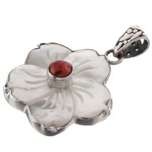 925 Sterling Silver White Mother Of Pearl Biwa Pearl Flower Sterling Pendant, 1 1/2&quot;