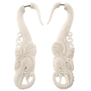 2 3/16&quot; Fake Gauge White Bison Bone Ganesha Ethnic Carving Post Earrings