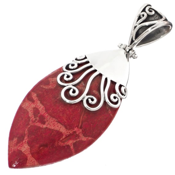 2 1/4インチ 本物の南太平洋産レッドコーラル 925 スターリング