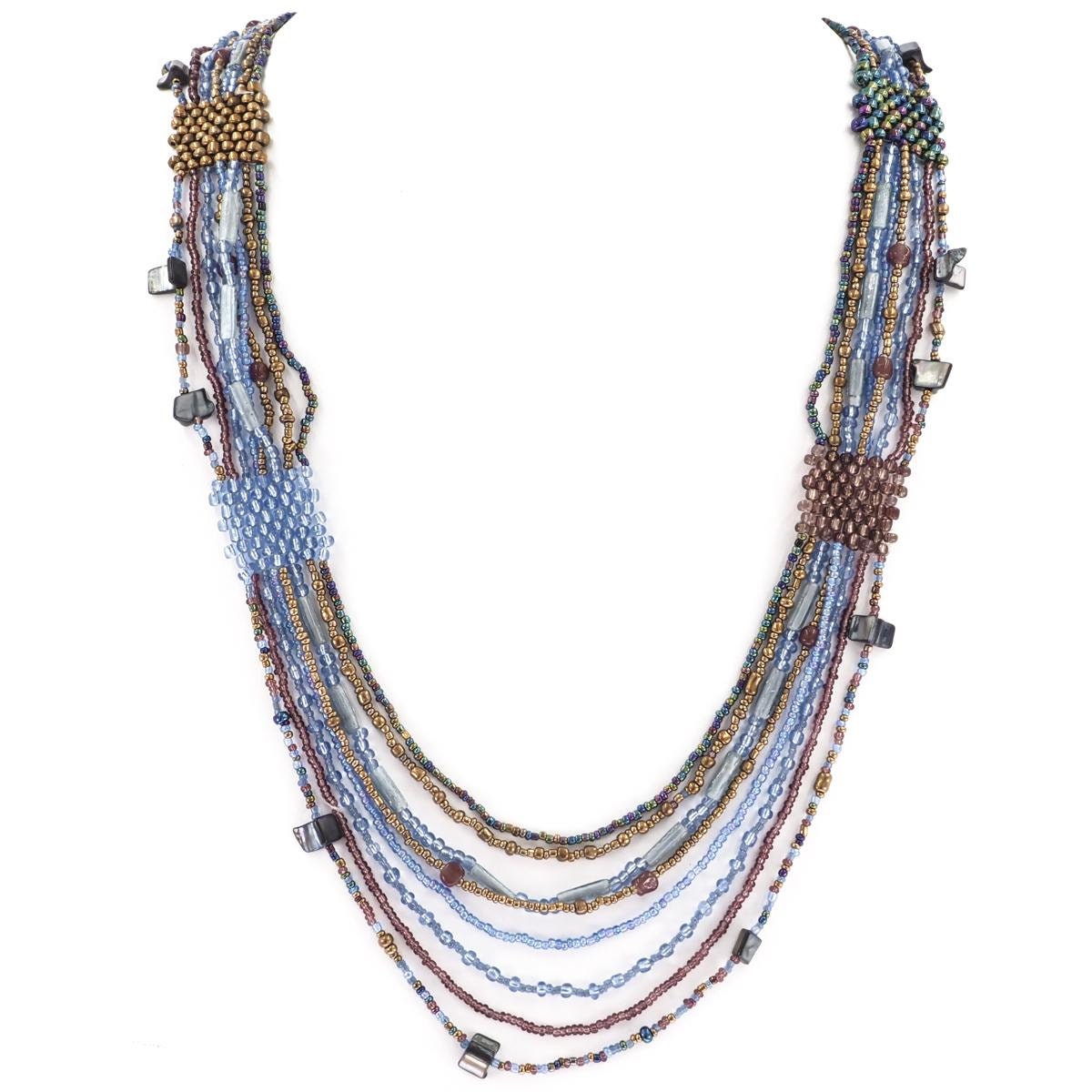 Collana di grandi perle ovali di tre diverse tonalità