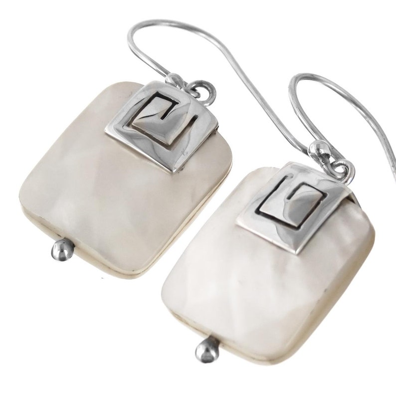 58 White Mother Of Pearl Shell 925 Sterling Silver Earrings