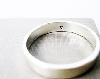 Minimalist Love Ring with Tiny Heart Inside | Personalized Ring Jewelry | Unisex Minimalist Sterling Love Ring Gift for Him, Gift for Her