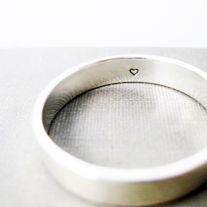 Minimalist Love Ring with Tiny Heart Inside | Personalized Ring Jewelry | Unisex Minimalist Sterling Love Ring Gift for Him, Gift for Her