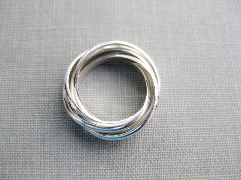 Tiny Quint 5 Interlocking Personalized Ring image 4