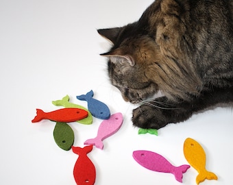 Cat Toys, 100% Merino Wool Felt Fish Cat Toy With or Without Catnip Toys for Cats Natural