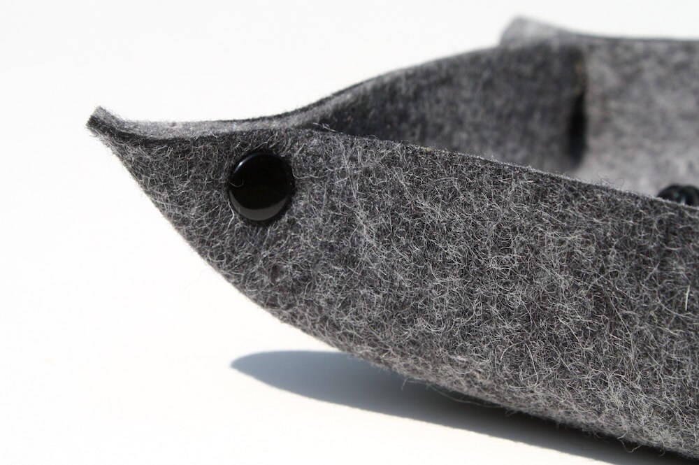 Small Merino Wool Felt Travel Valet Tray Collapsible Traveller Etsy