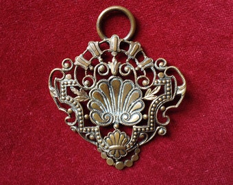 Gorgeous art nouveau shell part of a buckle or pendant
