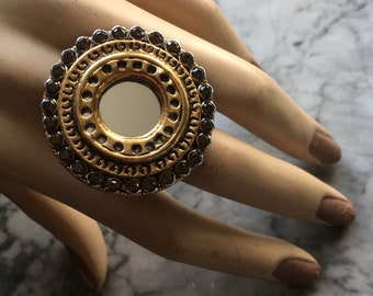 Magical mirror ring