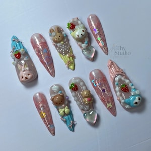 Kawaii 3D Bunny Bear Press On Nails, Cute Strawberry, Heart & Pearl Charm Nail Art, Adorable Pastel False Nails for Anime Harajuku Lovers