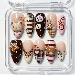 Kawaii Teddy Bear Dessert Press On Nails, Chocolate Candy Bow Pastel Set