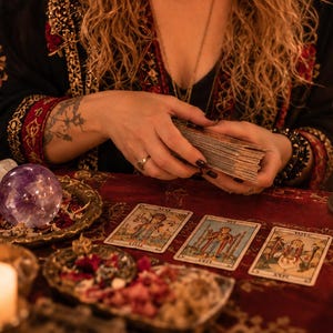 Same Hour 3 Fragen Tarot Legung: Schnelle, In-Tiefe Psychic Antworten auf Ihre Fragen! Personalisierte Einblicke Bild 7