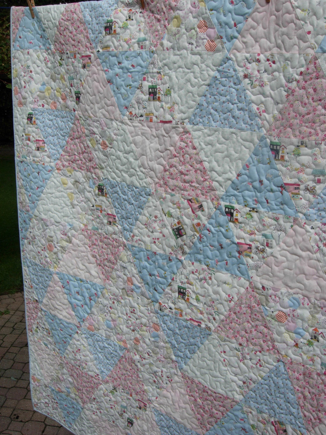 Summer Picnic Quilted Throw, Lap Quilt, Flower Quilt - Etsy