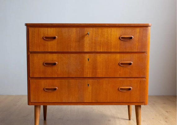Vintage chest of drawers/Mid-century Danish design chest of drawers/chest of drawers/3-drawer chest, 1960s