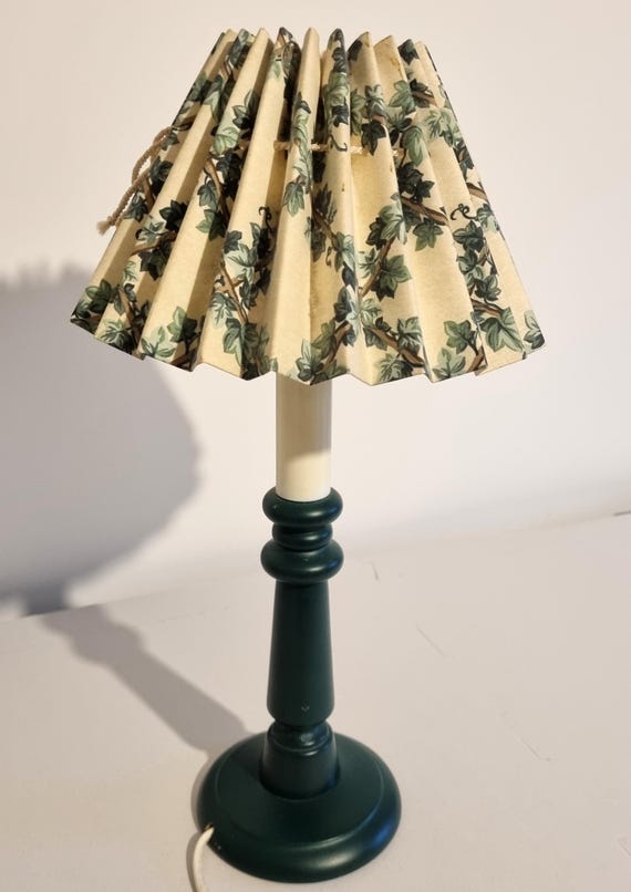 Rare Retro Lamp - Mid Century Modern Table Lamp - Green With Original Retro Pleated Shades 1970s Scandinavian Romantic Design