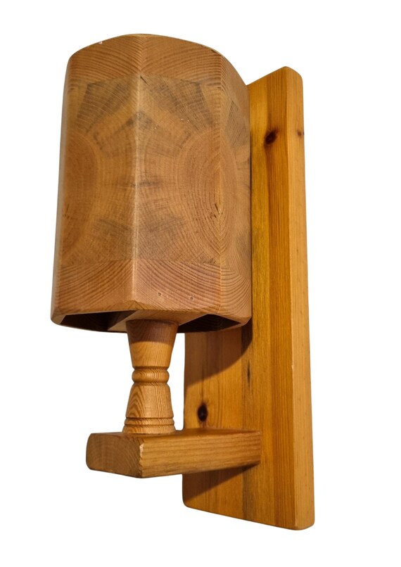Extremely rare, Swedish designer Leif Wikner Persåsen Oviken wooden Wall Lamp, Mid Century Swedish Design Pine