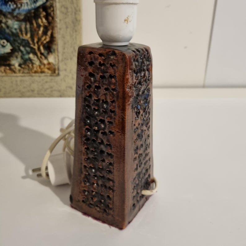Brutalistischer Keramik-Lampenfuß – handgefertigte Keramikleuchte aus der Mitte des 20. Jahrhunderts, Vintage-Studio-Kunstdesign Bild 3