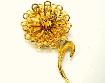 SALE, GOLD Flower Pin,  Filigree Blossom Brooch, 1960s Flower Power Traditional