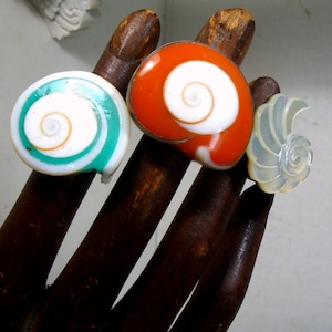 SEASHELL Ring, TURQUOISE Only, 1980s Vintage, For A MERMAID, Finger Ring, or Scarf Slide