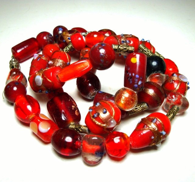 Collier Vintage Perles De Verre Rouge Réglable – Longueur Ajustable – Bijou Rétro état Impeccable – Pour Femme