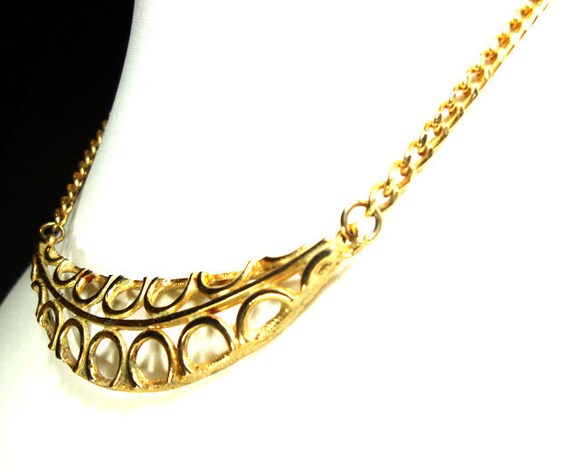 Tiny Goldtone Metal  Loop de Loop Crescent Bib on… - image 3