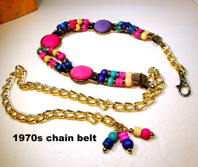 1970s Vintage Gold Chain Belt: Colored Wood Beads, 42 Inch  display picture 2