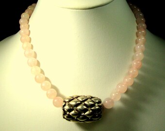 Pretty Rose Quartz Pink Stone Necklace, 16" Round Beads, 40.64cm, Large Silvertone Slide off Focal bead