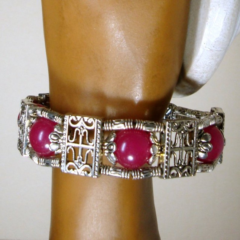 Tibetan Silver & RASPberry Dyed Jade Bead Bracelet, Lobster Catch Closure image 9