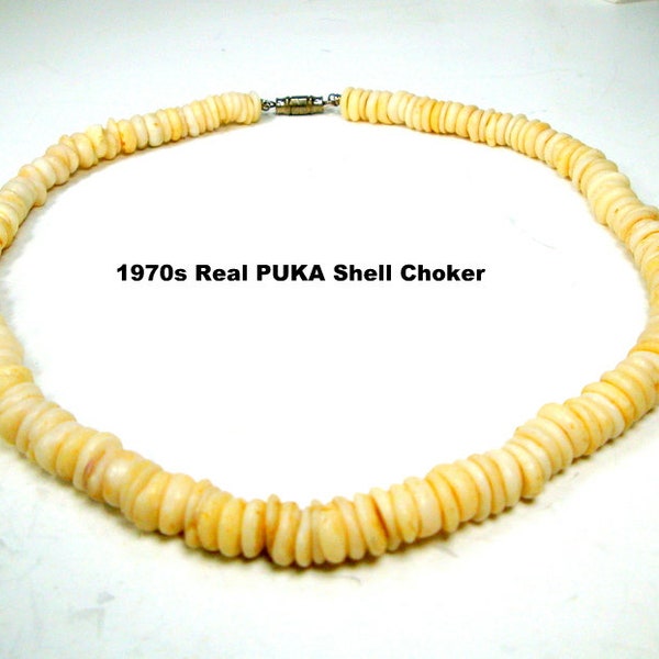 Vintage Natural Puka Shell Necklace, 1970s Off White Shell Disc Beads, Summer of Love, Surfer Beach Boy Choker, Hippie