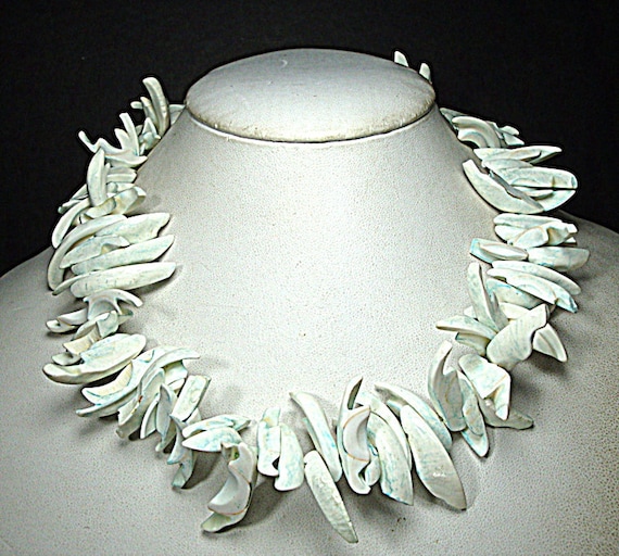 Shiny WHITE Spiked Seashell CHOKER Necklace, Wild