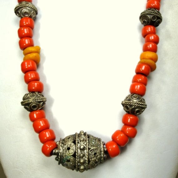 Tribal Orange & Yellow Glass Bead Necklace w Silv… - image 1