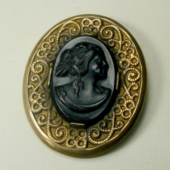 Victorian Antique Mourning Cameo Pin, Black Carve… - image 2