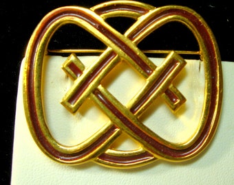 CELTIC Endless Knot Pin, Deep Red Enamel On Matte Goldtone Brooch, Signed but I cannot read the Name