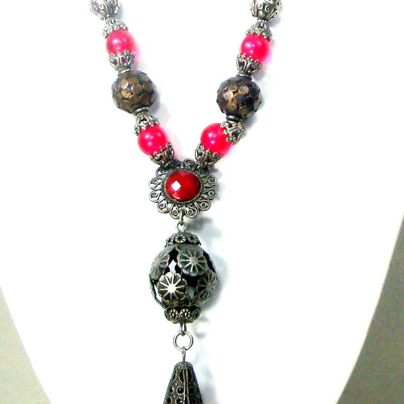 Medieval Tassel Pendant On a Beaded Necklace Many Silver Thrones Game Renaissance Beads Reddish n Clear Glass Beads Ornate /& Handsome