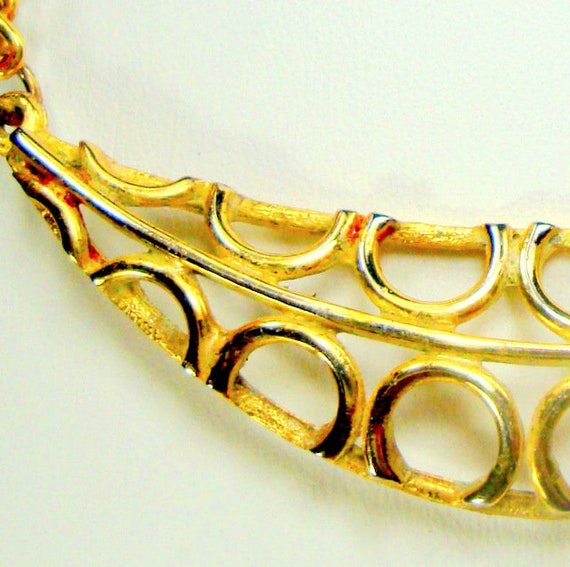 Tiny Goldtone Metal  Loop de Loop Crescent Bib on… - image 7