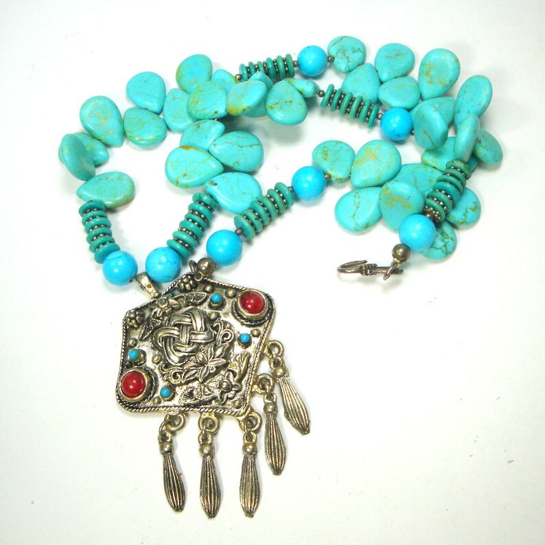 Recycled Ooak Vintage Magnesite Turquoise Stone Bead Necklace w Tribal Silvertone Pendant