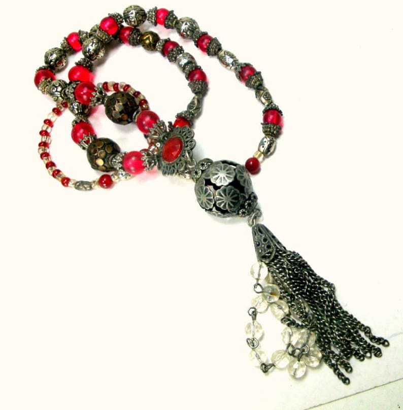 Medieval Tassel Pendant On a Beaded Necklace Many Silver Thrones Game Renaissance Beads Reddish n Clear Glass Beads Ornate /& Handsome