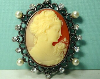 Coral n Cream Cameo Gal Pin w Rhinestones & Pearls on Pewtertone Filigree Setting, Resin Cab, Classical Pretty Face Oval Brooch, 1990s
