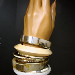 【値下げ】80年代　vintage バングル 1980 Bangle - Etsy