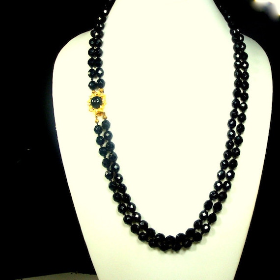 Black Beaded Necklace Polished Beads Shiny Beads Oval Beads Leaf Beads  Smooth Beaded Necklace 24 Inch Toggle Clasp Basic Simple Necklace - Etsy