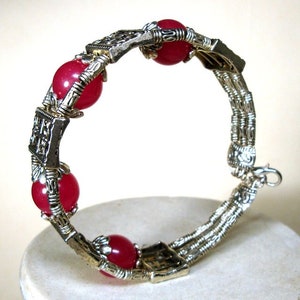 Tibetan Silver & RASPberry Dyed Jade Bead Bracelet, Lobster Catch Closure image 6