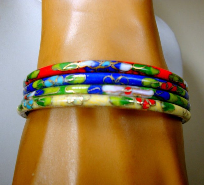 Blue,Green,Cream Small to Average Set of 4 Chinese Cloisonne Enamel Bangle Bracelets Red 1980s Classic Asian Flowered Jewelry