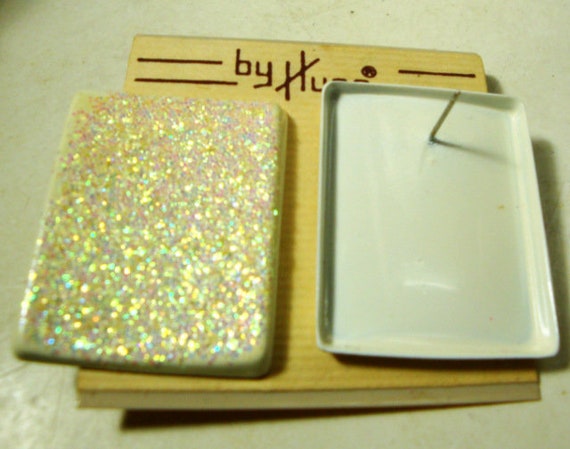 Pale Yellow Glitter Earrings: 1970s MOD Rectangul… - image 10