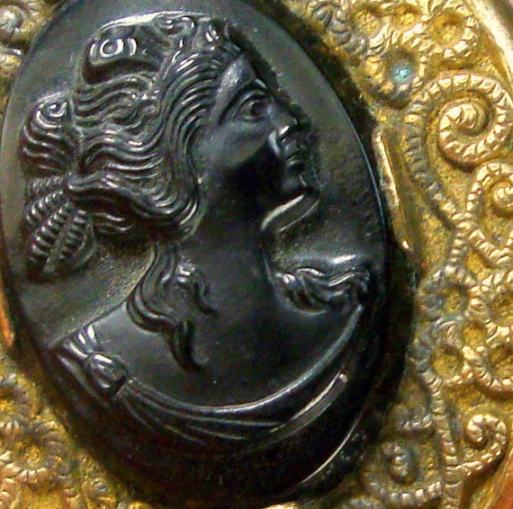 Victorian Antique Mourning Cameo Pin, Black Carve… - image 3