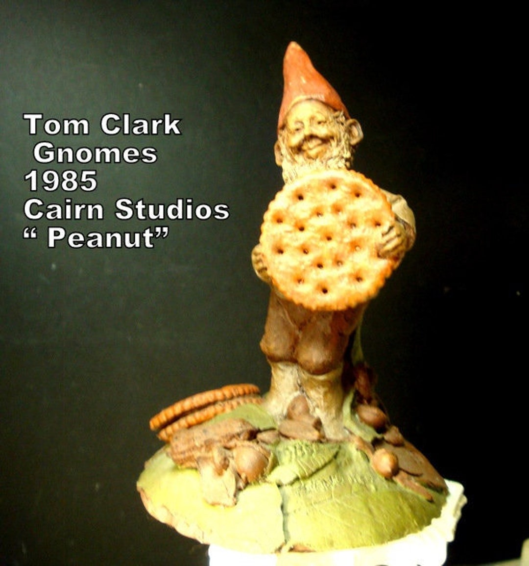 Vintage Tom Clark Gnome Statue: 1985 Cairn Studios 