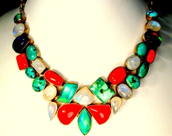 Gorgeous Gemstone Bib Necklace, Bezel Set Pacific Red Coral, Opalescent White Quartz, Turquoise & Magnesite Stones on Silvertone Chain