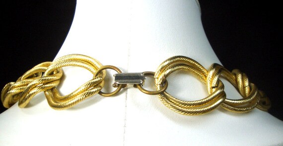 28" Bold Goldtone Double Link Chain, Ligtweight, … - image 9